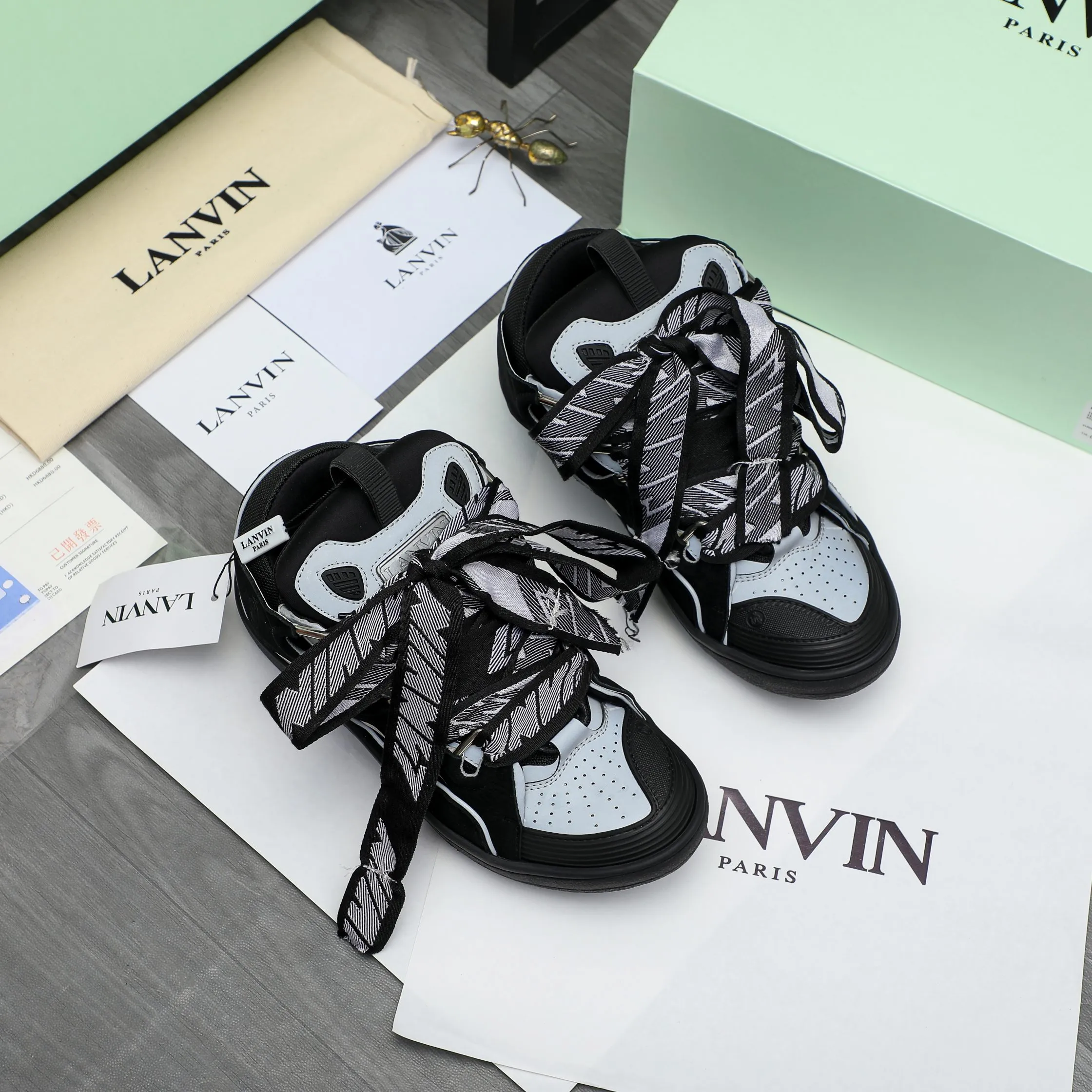 Men's shoes 💰740 [Lanvin] Lanvin high-end quality original casual shoes for couples - Upper: imported frosted cowhide stitched with breathable mesh - Lining: Lycra elastic lining - Outsole: original rubber outsole - Super high quality control·Fine workmanship: highlighted (high-end·luxury·grade) -Size: 36-45 (45 can be customized)